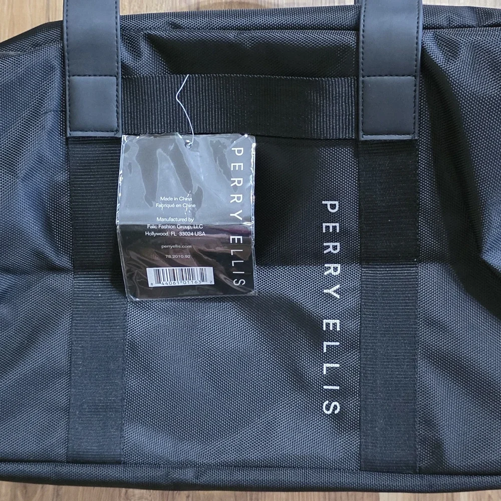 Perry Ellis Duffel Bag Black Travel Gym Weekender Carry On NWT 20